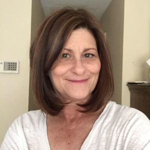 Meet your Posher, Debbie